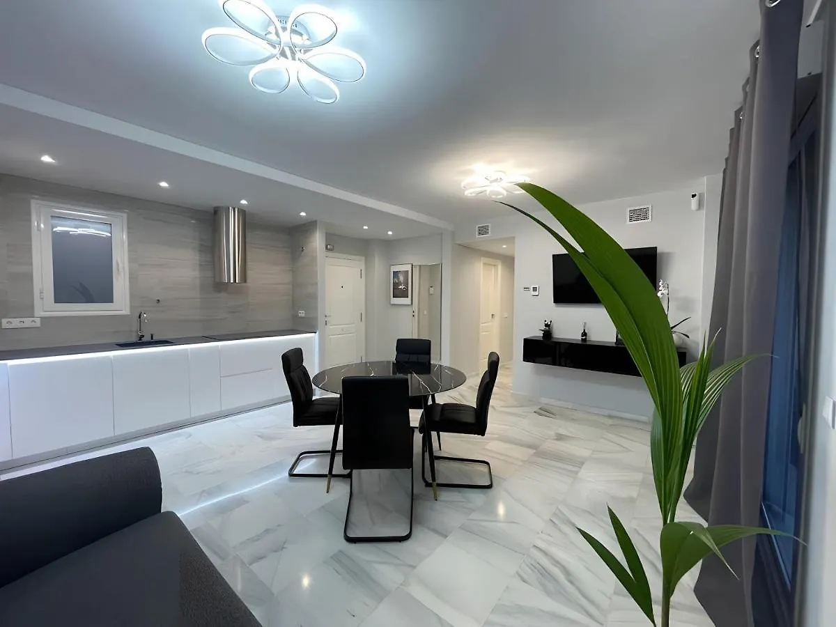 Luxury Apartment Benalmadena First Line 0*,